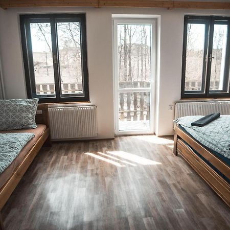 Apartmány Ve Mlejně Cachrov Exteriér fotografie