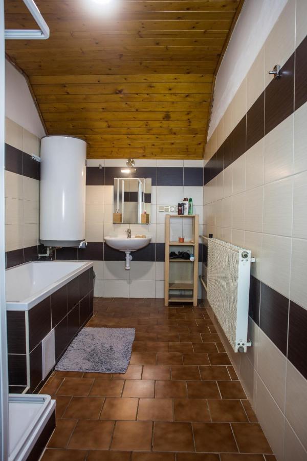 Apartmány Ve Mlejně Cachrov Exteriér fotografie