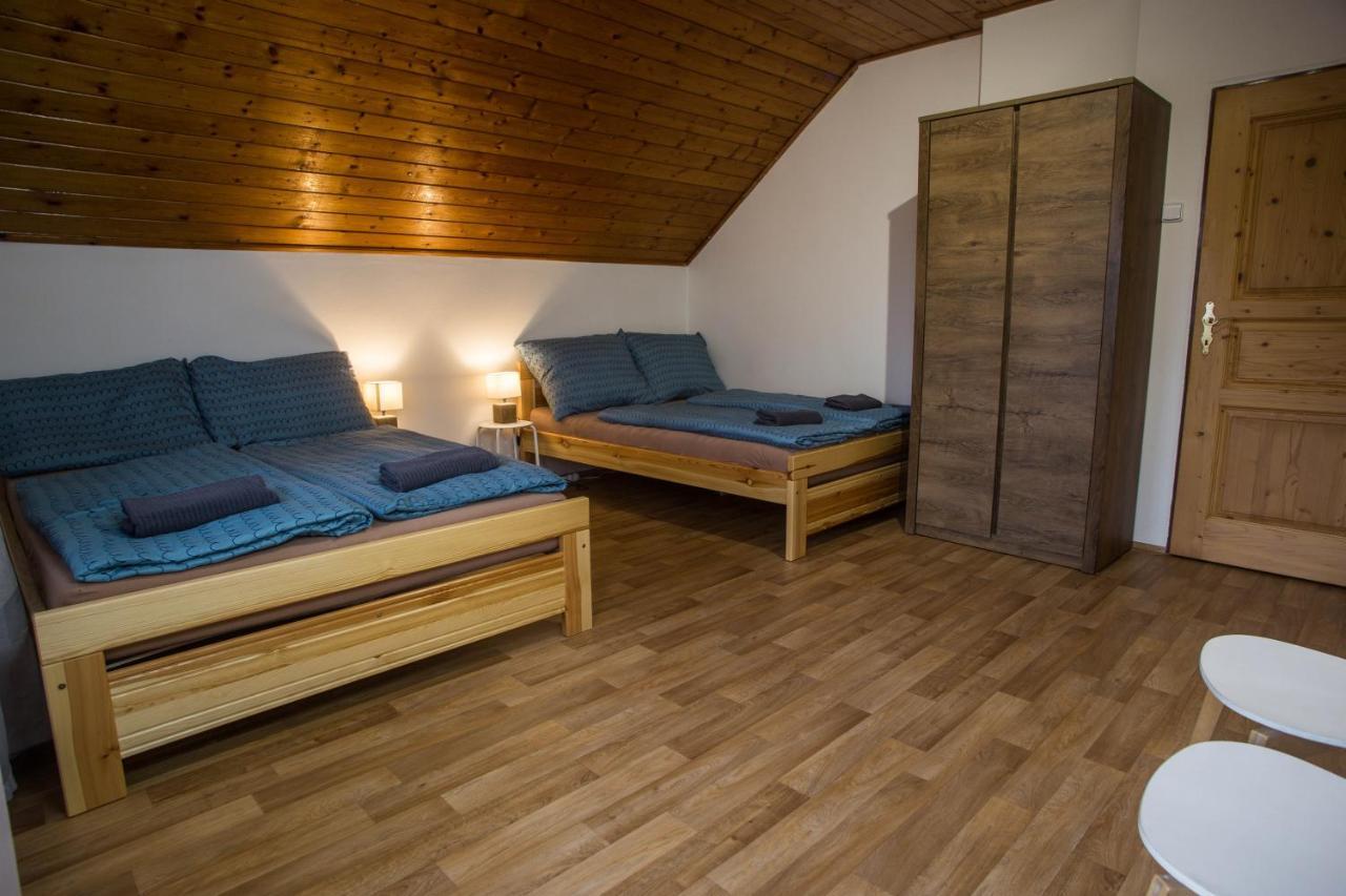Apartmány Ve Mlejně Cachrov Exteriér fotografie