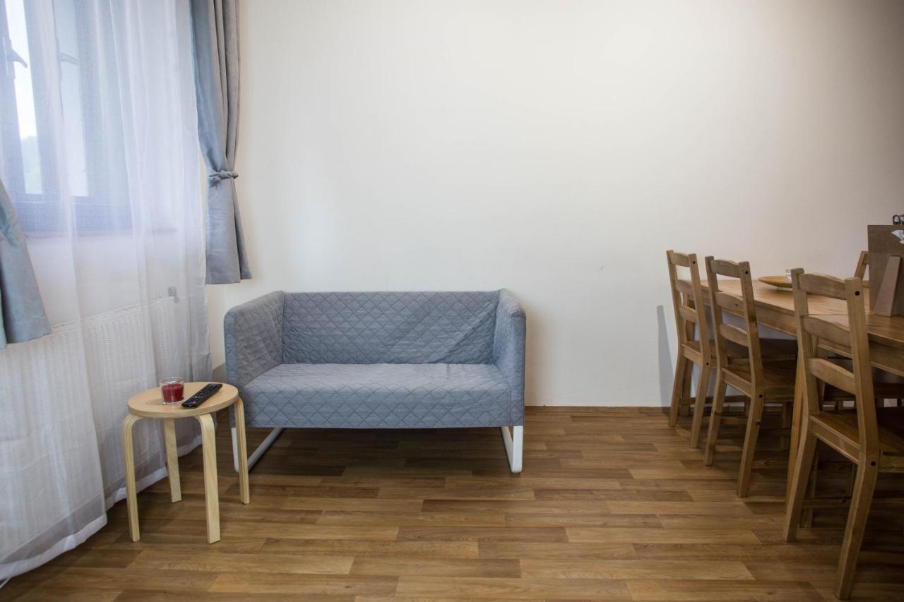 Apartmány Ve Mlejně Cachrov Exteriér fotografie
